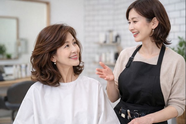 美容師が重視する「60代向けドラッグストアシャンプー」の条件