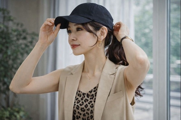 40代のキャップに似合うヘアアレンジのポイント